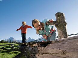 Modern Chalet in Saas-balen With Garden