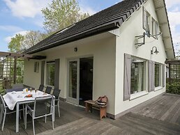 Rendeux Villa With Garden