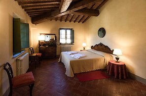 Villa in Tuscany Near Medieval Ghizzano