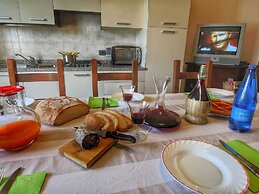 Belvilla by Oyo Montecchio