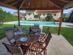 Belvilla by Oyo Montecchio