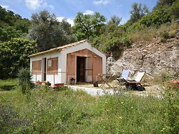 Quiet & Cottage in Estate Casas da Cerca near Troviscais