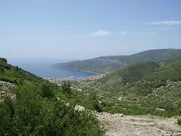 Apartment in Vis With Terrace