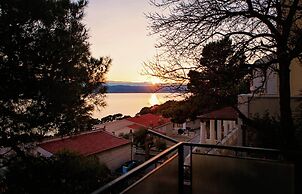 Delightfully Decorated Apartment with Sea View near Beach