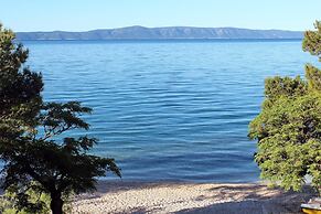 Delightfully Decorated Apartment with Sea View near Beach