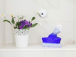 Delightfully Decorated Apartment with Sea View near Beach