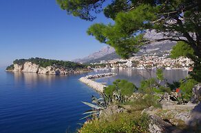 Delightfully Decorated Apartment with Sea View near Beach