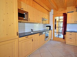 Luxurious Chalet in Riddes with Hot Tub