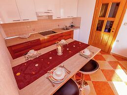 Apartment in Dramalj With Swimming Pool