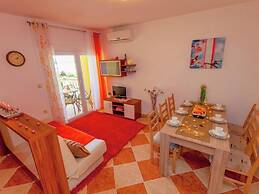 Apartment in Dramalj With Swimming Pool