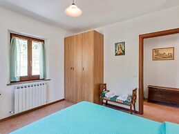 Belvilla by OYO Apartment in Assissi With Terrace