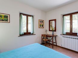 Belvilla by OYO Apartment in Assissi With Terrace