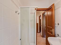 Belvilla by OYO Apartment in Assissi With Terrace