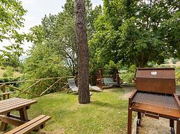 Belvilla by OYO Apartment in Assissi With Terrace