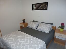 Adorable Apartment With Terrace & Beautiful Sea View Near the Sea Bay