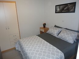 Adorable Apartment With Terrace & Beautiful Sea View Near the Sea Bay