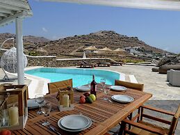 Beautiful Large Luxury Villa in Mykonos