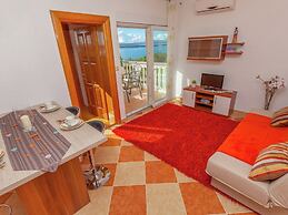 Adorable Apartment With Pool, Hot Tub & Terrace With Sea View