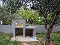 Spacious and Modern Apartment on the Beach in Klek