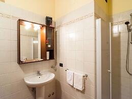 Secluded Mansion in Perugia with Hot Tub