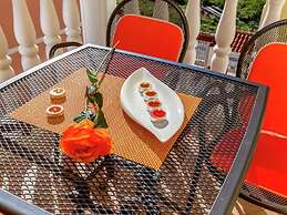 Peaceful Apartment in Dramalj with Hot Tub