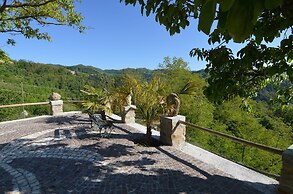 Peaceful Apartment in Modigliana With Swimming Pool