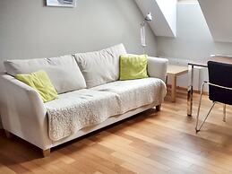 Spacious Hill-view Villa