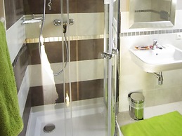 Modern Villa in Zwardon With Sauna