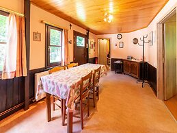 Charming Chalet in Vielsalm