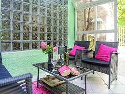 Lovely Mediterranean Home near Beach with Private Open & Covered Terra