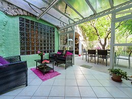 Lovely Mediterranean Home near Beach with Private Open & Covered Terra