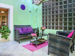 Lovely Mediterranean Home near Beach with Private Open & Covered Terra