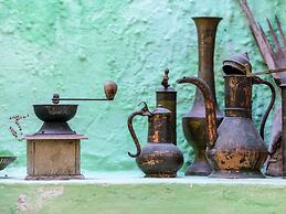 Lovely Mediterranean Home near Beach with Private Open & Covered Terra