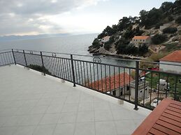 Charming Apartment With Terrace and Beautiful sea View. Near the Beach
