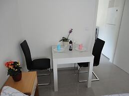 Charming Apartment With Terrace and Beautiful sea View. Near the Beach