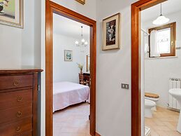 Belvilla by OYO Holiday Home in Assisi With Pool