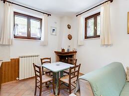 Belvilla by OYO Holiday Home in Assisi With Pool