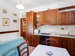 Belvilla by OYO Holiday Home in Assisi With Pool