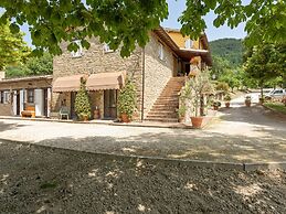 Belvilla by OYO Holiday Home in Assisi With Pool