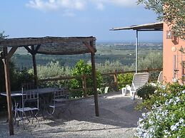 Belvilla by OYO Peaceful Holiday Home With Garden