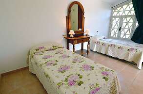 Belvilla by OYO Peaceful Holiday Home With Garden