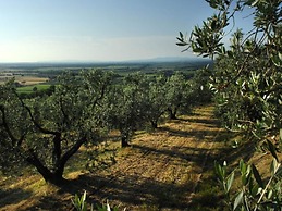 Belvilla by OYO Peaceful Holiday Home With Garden