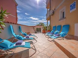 Apartment in Dramalj With Swimming Pool