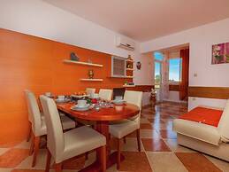 Apartment in Dramalj With Swimming Pool