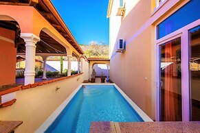 Serene Apartment in Dramalj with Hot Tub