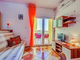 Serene Apartment in Dramalj with Hot Tub