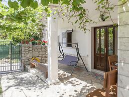 Countryside Getaway near River & Sea