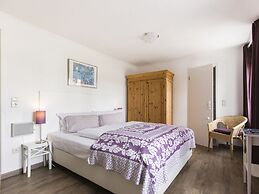 Comfortable Holiday Home in Neuastenberg