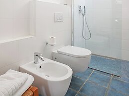 Belvilla by OYO Apartment With Swimming Pool