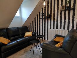 Luxurious Villa in Stavelot With Sauna and Pool